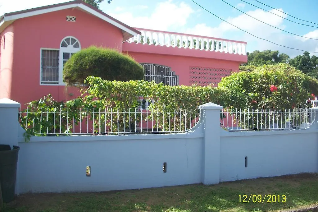Tina'S Guest House Ocho Rios